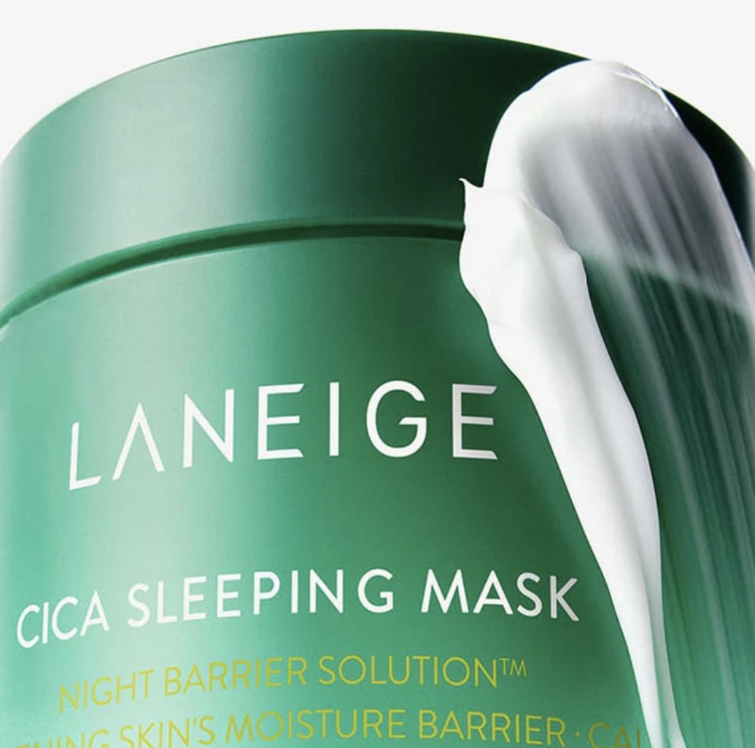 “Creamy texture of LANEIGE Cica Sleeping Mask – soothing barrier-repair formula