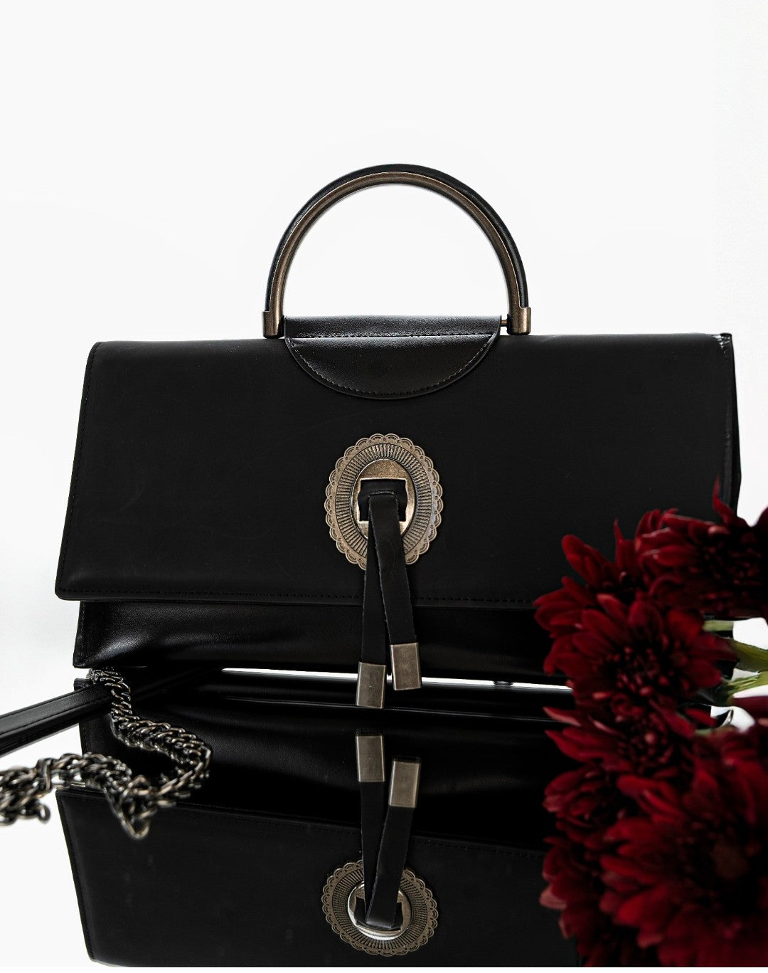 Elegant Black Chain Handle Clutch Bag – GlowBags Collection