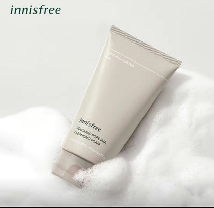 Innisfree Volcanic Pore BHA Face Wash with Jeju volcanic cluster