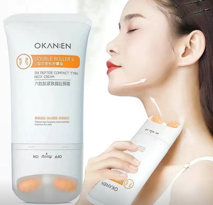 Woman using OKAN:EN Double Roller V on her face with a close-up of the product.